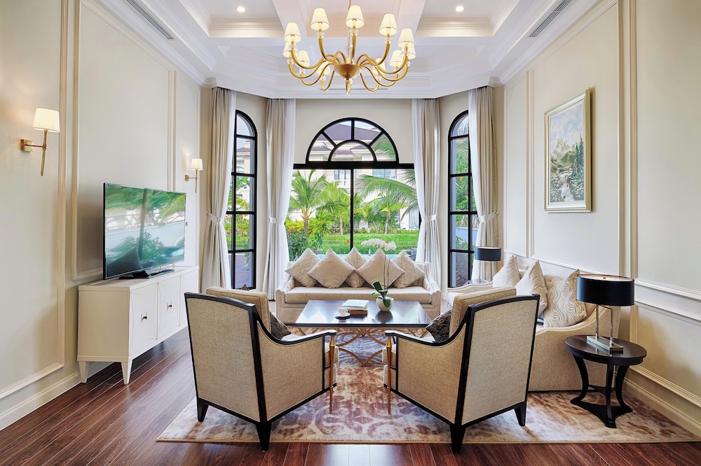 Villa de tres dormitorios con vistas al lago y piscina privada del hotel Meliá Vinpearl Phu Quoc. Foto 7