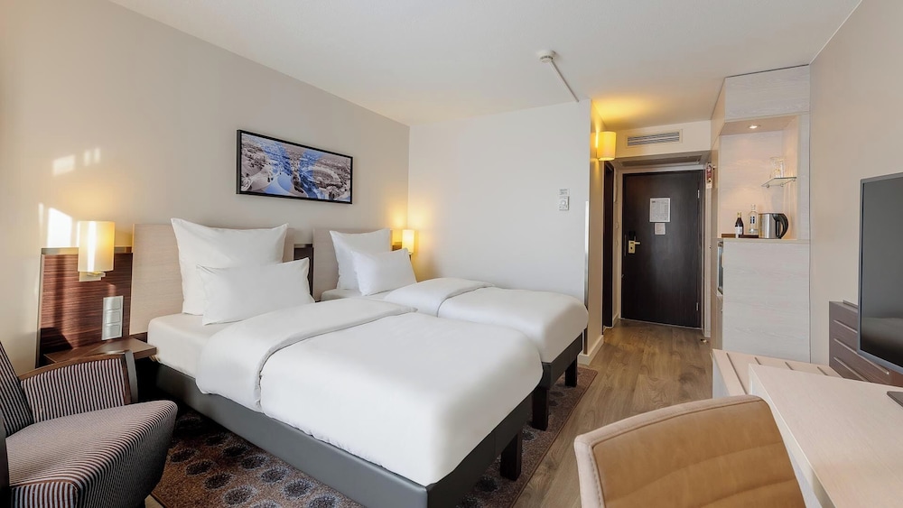 Habitación Standard con cama individual del hotel Mercure München Süd Messe. Foto 1