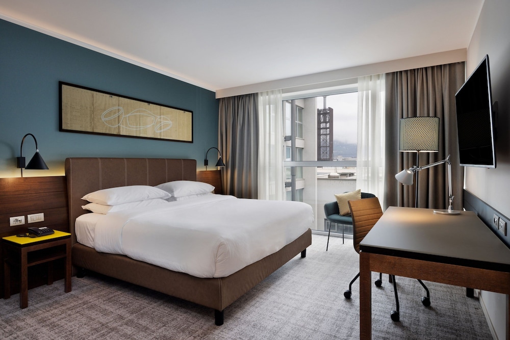 Habitación ejecutiva, 1 cama de matrimonio grande del hotel Four Points By Sheraton Bolzano