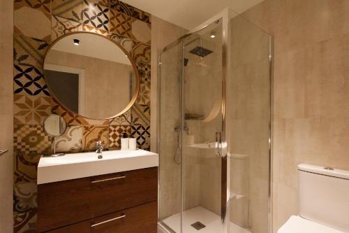 Habitación Premium King del hotel Welldone Sierpes Boutique. Foto 3