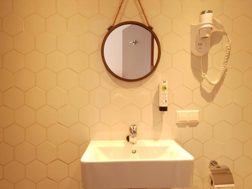 Habitación Triple Clásica del hotel Heye 130