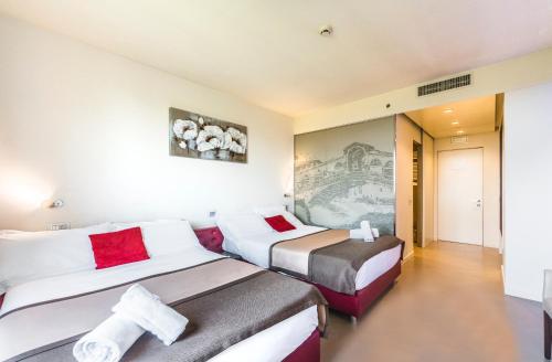 Habitación Triple Superior del hotel Antony. Foto 3