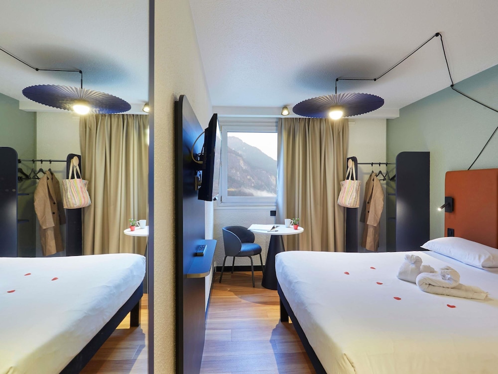 Habitación Estándar con 1 cama doble del hotel Ibis Sallanches Porte Du Mont Blanc. Foto 5