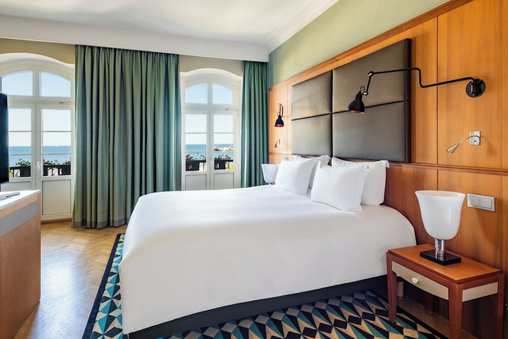 SUITE JUNIOR lado mar, cama doble, con balcón del hotel Sofitel Grand Sopot. Foto 3