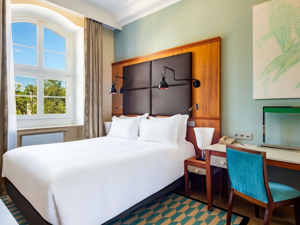 HABITACIÓN CLÁSICA, lado parque, cama doble, sin balcón del hotel Sofitel Grand Sopot