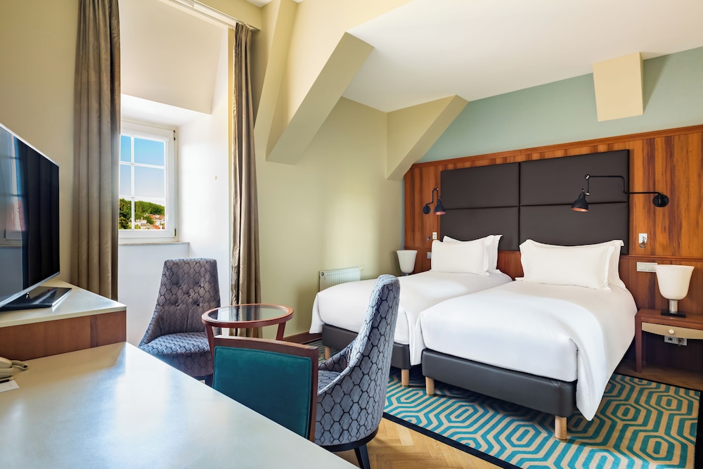 HABITACIÓN DE LUJO, lado parque, cama doble o dos camas individuales, sin balcón del hotel Sofitel Grand Sopot