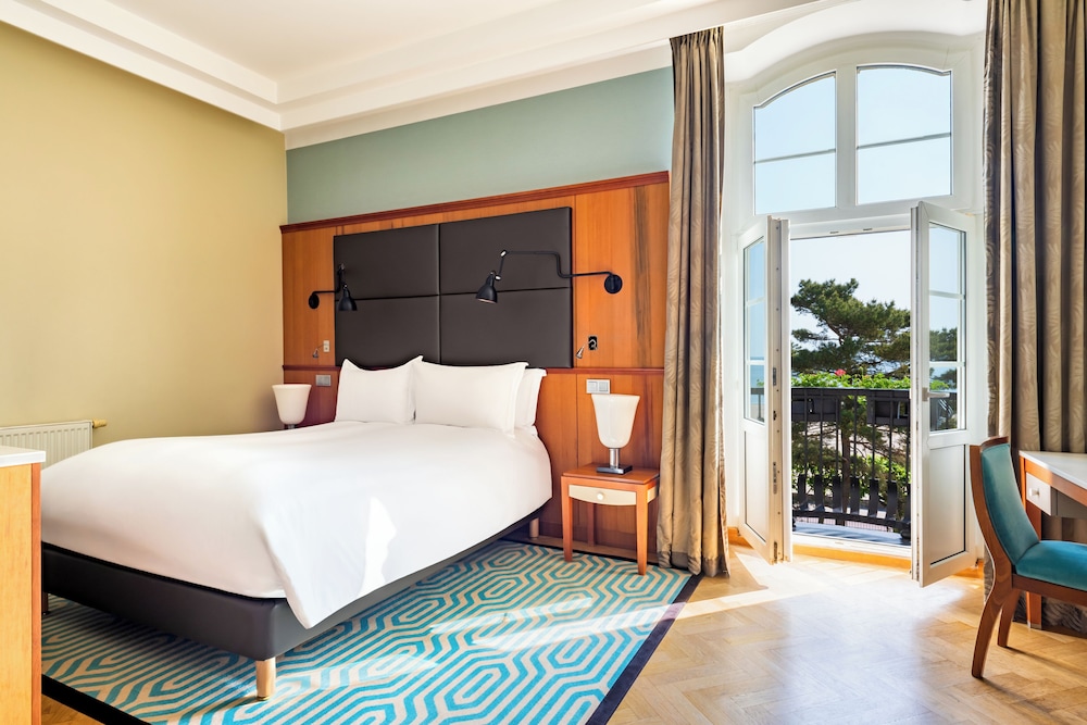 HABITACIÓN DE LUJO, lado mar, cama doble, con balcón del hotel Sofitel Grand Sopot