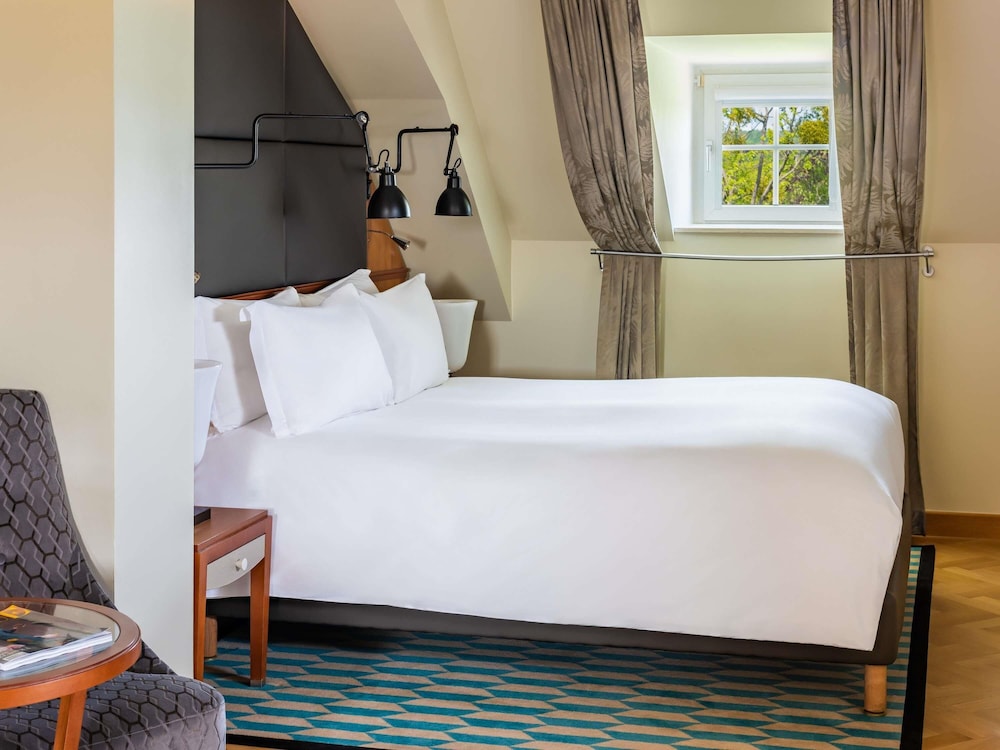 HABITACIÓN ÁTICO MAGNIFIQUE, lado mar, cama doble, sin balcón del hotel Sofitel Grand Sopot. Foto 5