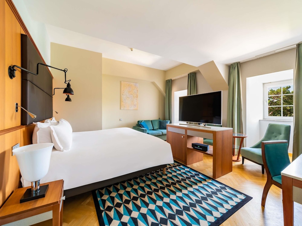 SUITE JUNIOR, lado parque, cama doble, sin balcón del hotel Sofitel Grand Sopot