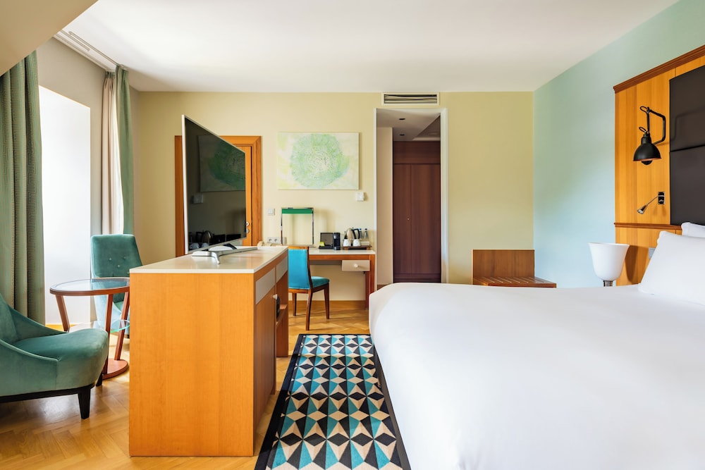 SUITE JUNIOR, lado parque, cama doble, sin balcón del hotel Sofitel Grand Sopot. Foto 6