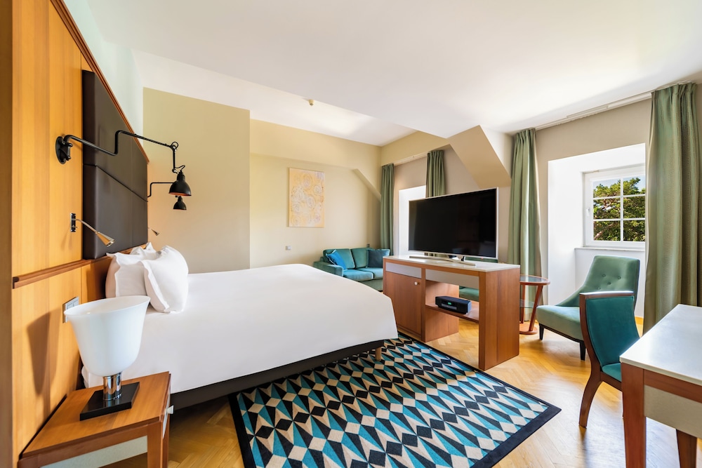 SUITE JUNIOR, lado parque, cama doble, sin balcón del hotel Sofitel Grand Sopot. Foto 7