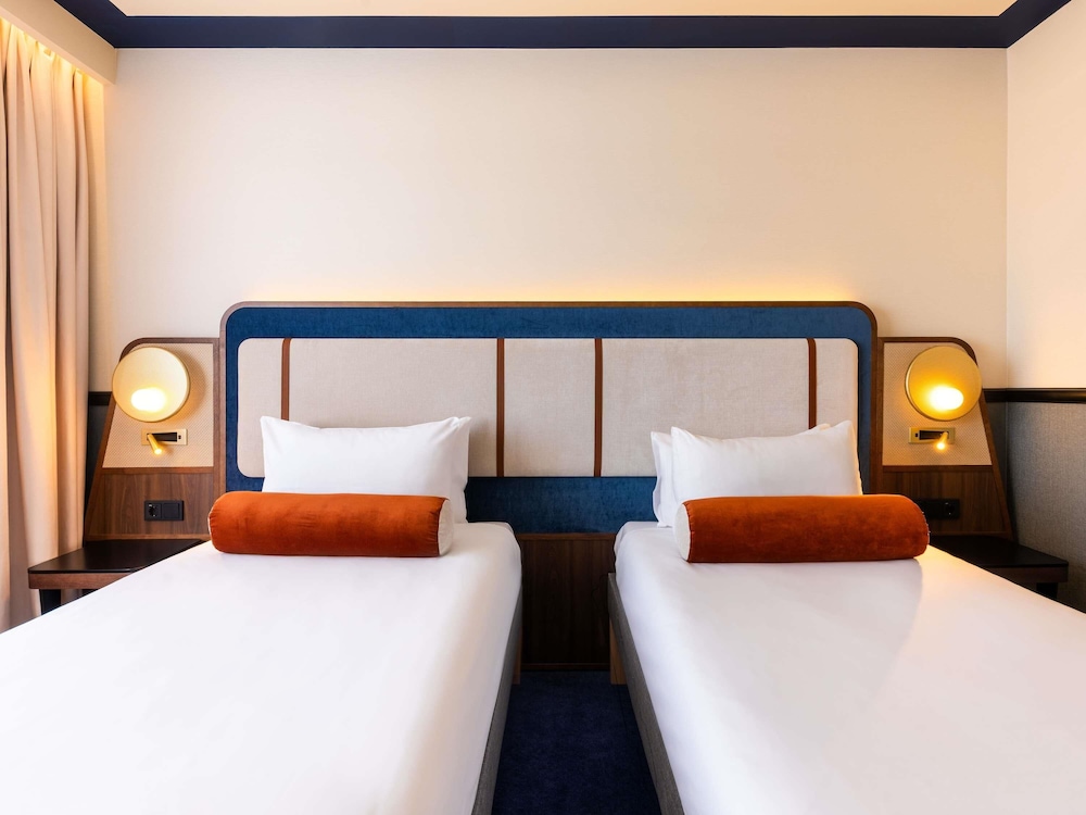 Habitación clásica, 2 camas individuales del hotel Mercure Gdynia Centrum. Foto 9