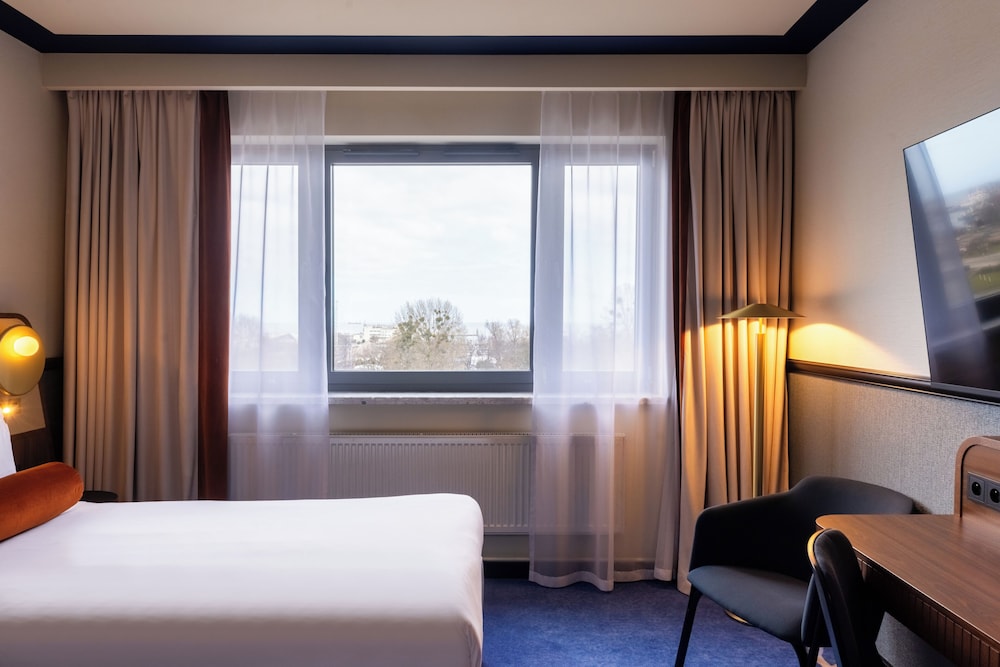 Habitación clásica, 2 camas individuales, vistas al mar del hotel Mercure Gdynia Centrum. Foto 4