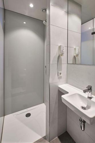 Habitación Doble - 2 camas del hotel Easyhotel Brussels City Centre. Foto 4