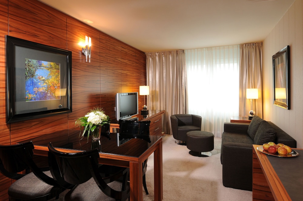 Suite junior del hotel Maritim München