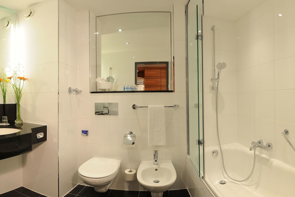 Habitación Doble Superior del hotel Maritim München. Foto 4