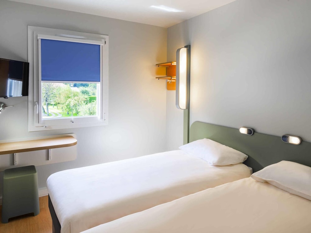 GEMELA - Habitación con dos camas individuales de 90 pulgadas (190 cm) del hotel Ibis Budget Sallanches Pays Du Mont Blanc