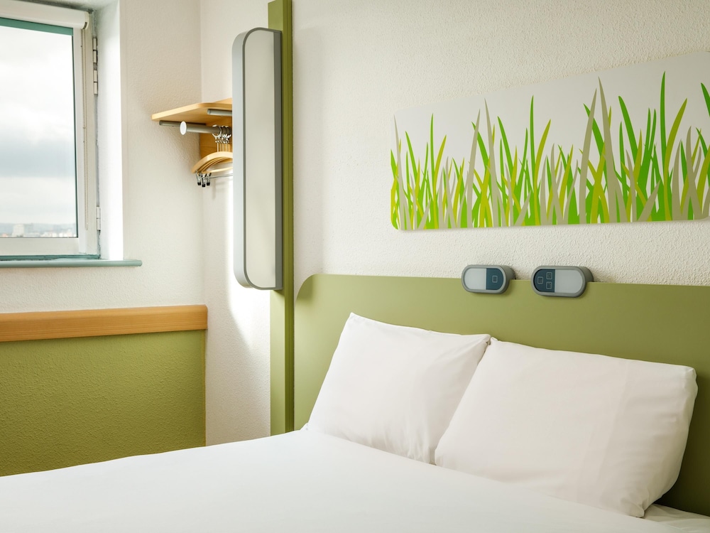 Habitación Clásica con 1 cama doble del hotel Ibis Budget Sheffield Arena. Foto 5