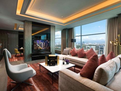 Suite Imperial, Acceso Club Millésime, 1 Cama King Size del hotel Sofitel Kuala Lumpur Damansara. Foto 2