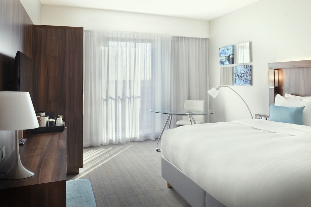 Habitación estándar, 1 cama de matrimonio grande del hotel Courtyard By Marriott Brussels Eu. Foto 1
