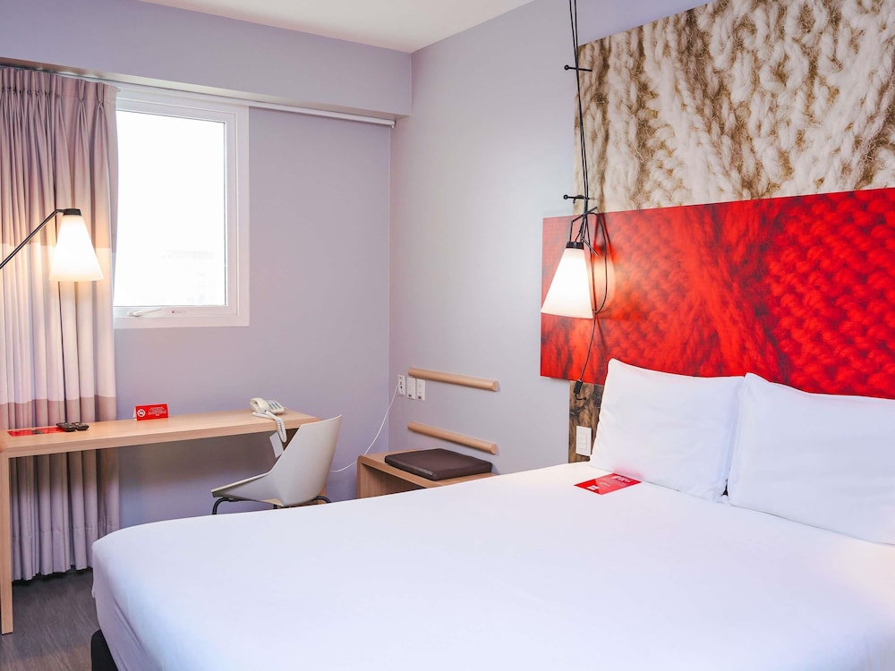 Habitación con 1 cama doble del hotel Ibis Lima Reducto Miraflores. Foto 4