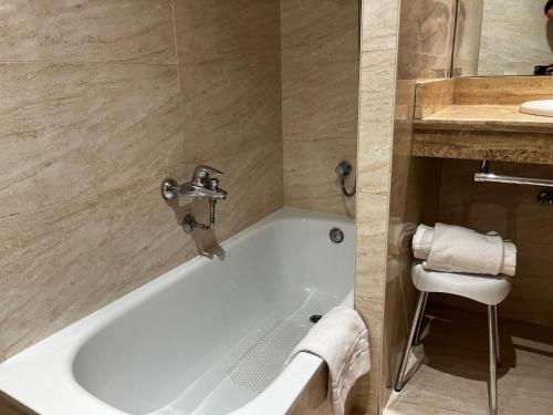 Habitación Individual Estándar del hotel Holiday Inn Express Logroño Rioja. Foto 2