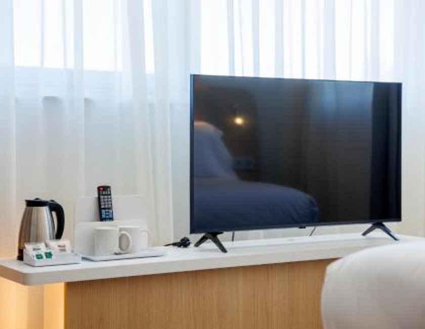 Habitación Estándar con cama grande del hotel Holiday Inn Express Logroño Rioja. Foto 9