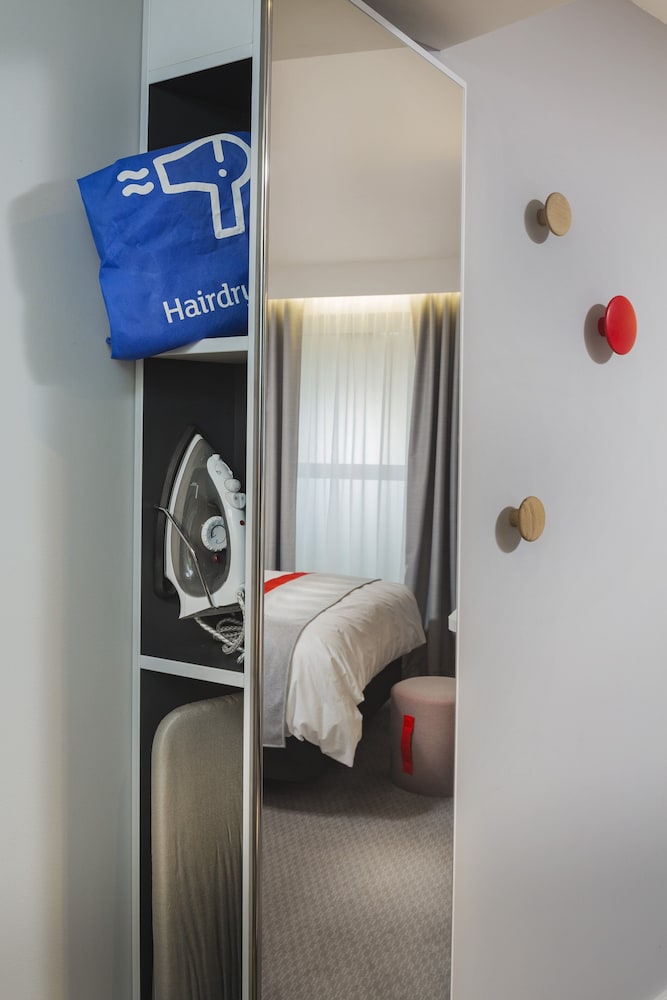 Habitación, 1 cama doble, accesible para personas con discapacidad (with Free Hot Breakfast) del hotel Holiday Inn Express St. Albans - M25, Jct.22, An Ihg. Foto 7