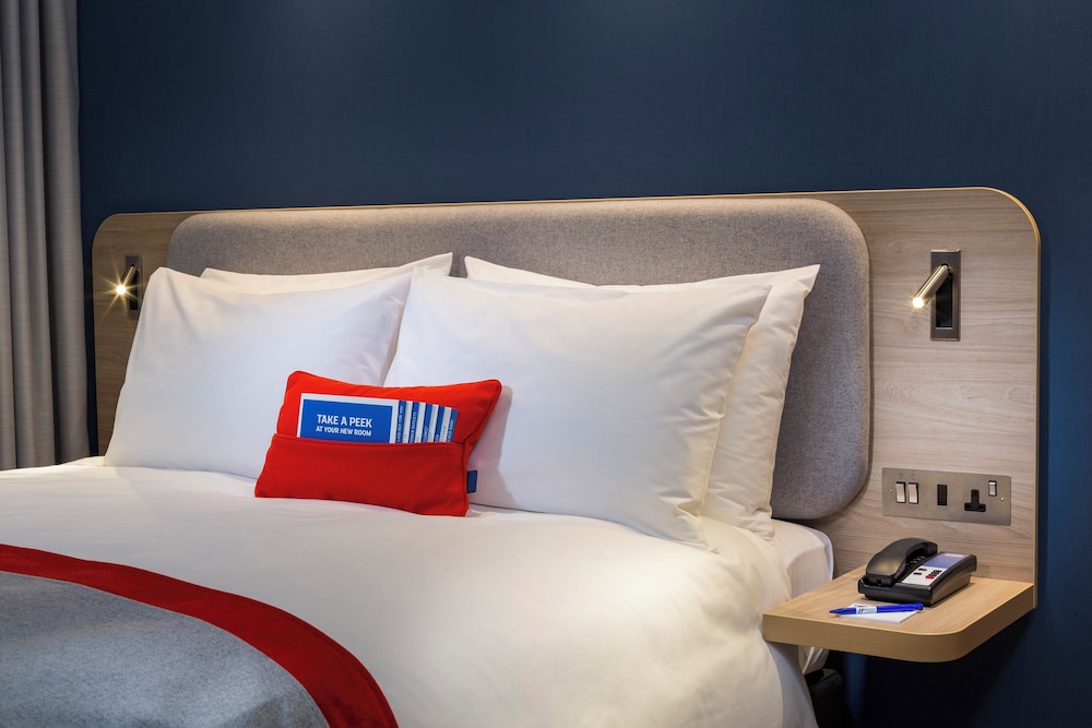 Habitación, 1 cama doble, accesible para personas con discapacidad del hotel Holiday Inn Express St. Albans - M25, Jct.22, An Ihg. Foto 11