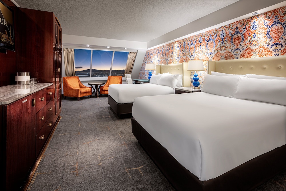 Habitación Pyramid Premier con Dos Camas Queen del hotel Luxor & Casino
