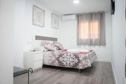 Habitación doble con baño privado del hotel Goyesco Plaza. Foto 12