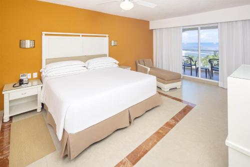 Habitación Doble frente al mar/Habitación Doble con vistas al mar del hotel Occidental Costa Cancún All Inclusive