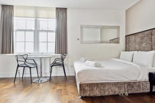 Estudio Premium del hotel Golden Square. Foto 6