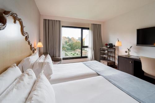 Habitación Superior con vistas del hotel Palacio Aviles, Affiliated By Meliá. Foto 3