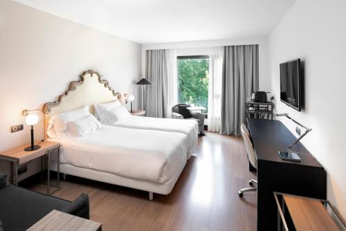 Habitación Superior con vistas del hotel Palacio Aviles, Affiliated By Meliá. Foto 6
