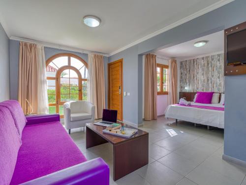 Suite Junior del hotel Eó Suite Jardin Dorado