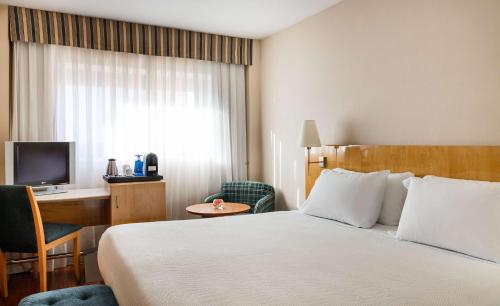 Habitación doble Agradable del hotel NH Ciudad Real. Foto 3