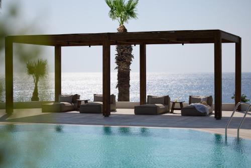 Open Plan Suite with Sharing Pool & Private Sauna del hotel Elissa Adults-only Lifestyle Beach Resort