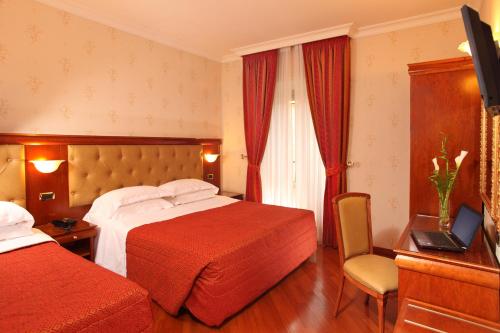 Habitación Triple del hotel Serena