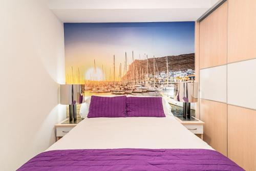 Apartamento con balcón y vistas a la piscina del hotel Sol Mogan Suites - Adults Only. Foto 5