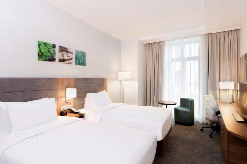 Habitación Doble - 2 camas del hotel Hilton Garden Inn Bucharest Old Town. Foto 4