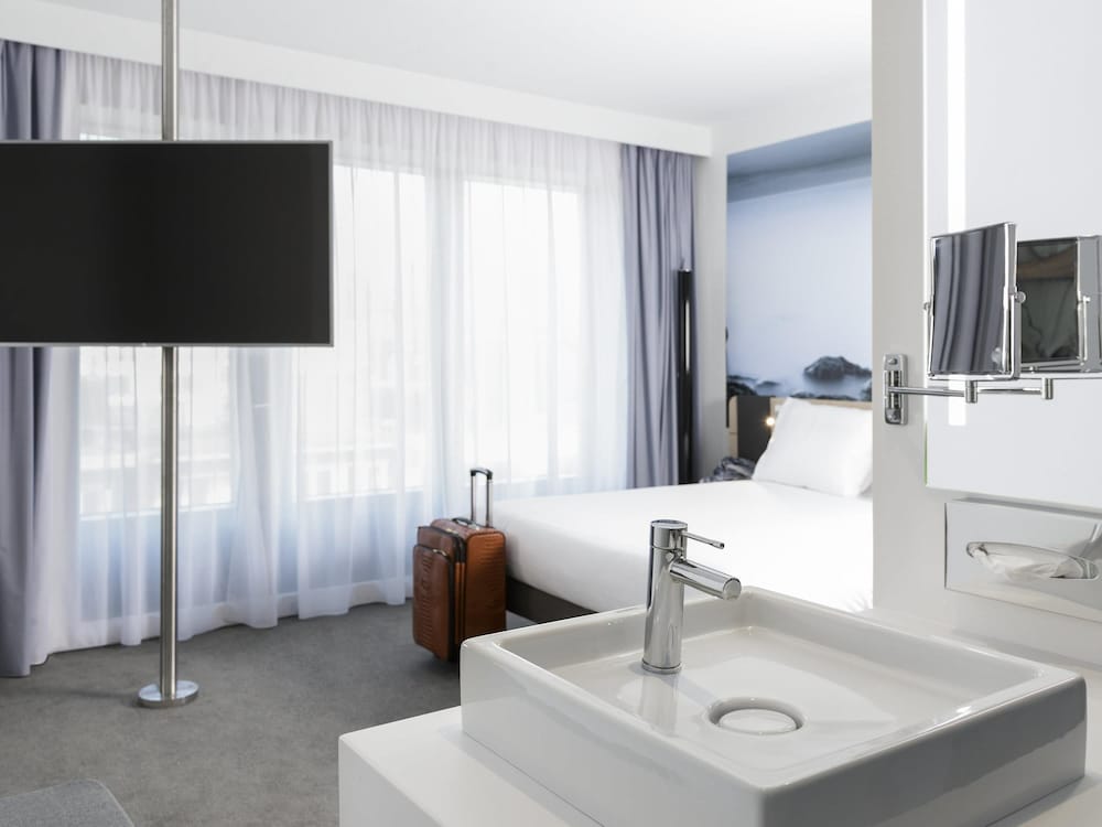 Habitación Superior, Camas Individuales del hotel Novotel Charleroi Centre. Foto 3