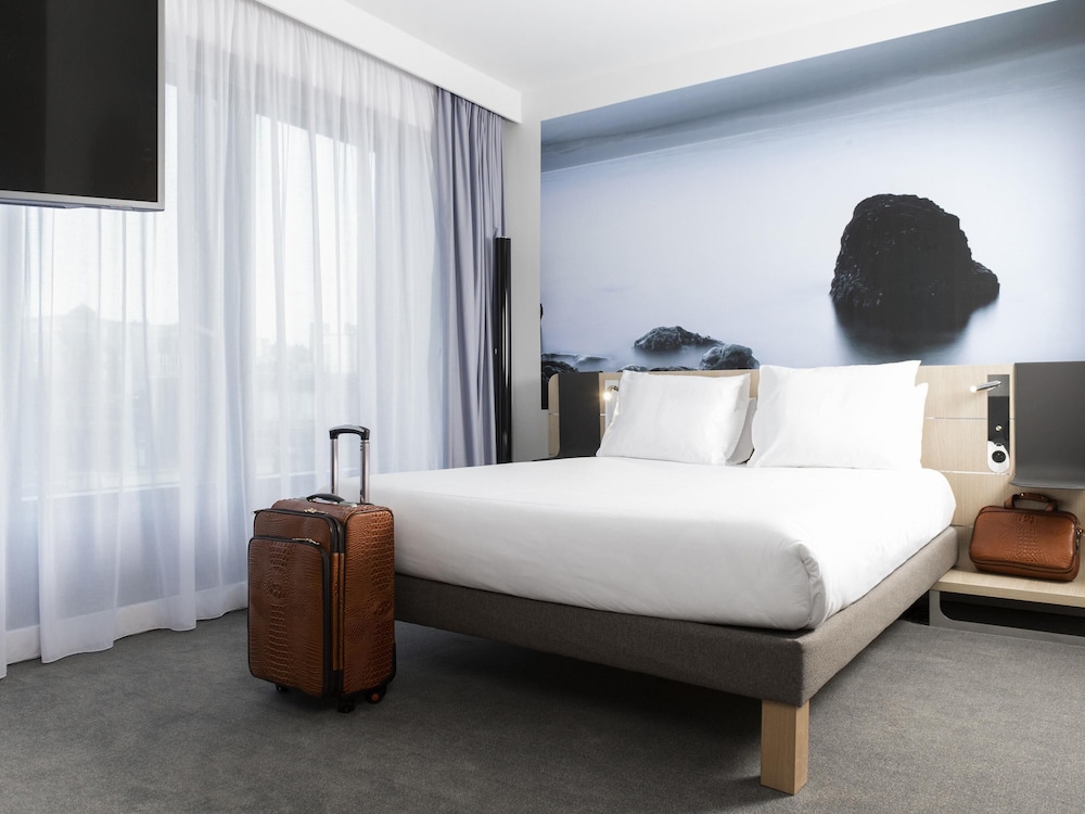 Habitación Superior, Camas Individuales del hotel Novotel Charleroi Centre. Foto 5