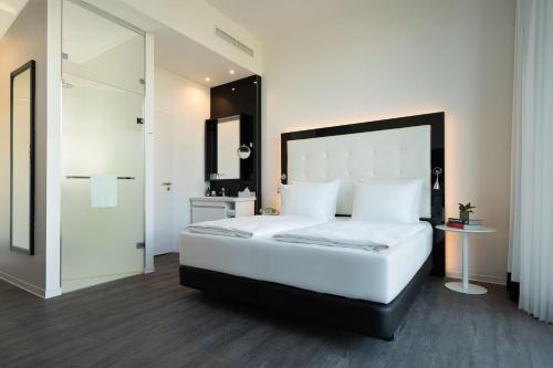Habitación Premium INNSiDE con balcón del hotel Innside By Meliá Leipzig
