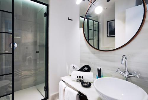 Habitación Doble Estándar - 1 o 2 camas del hotel One Shot Conde Torrejón