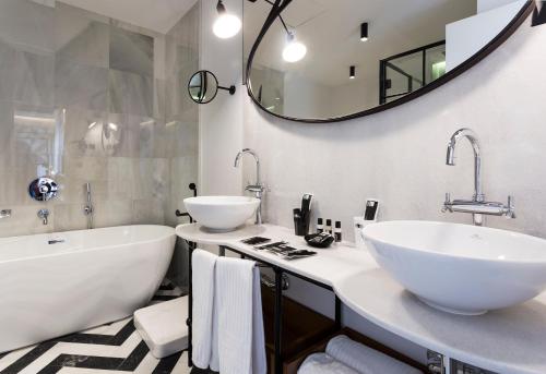 Suite del hotel One Shot Conde Torrejón. Foto 5