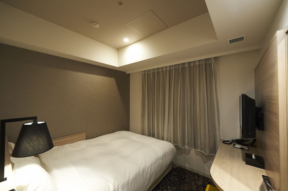 Habitación Confort doble, no fumadores del hotel Sotetsu Fresa Inn Ginza Nanachome. Foto 2