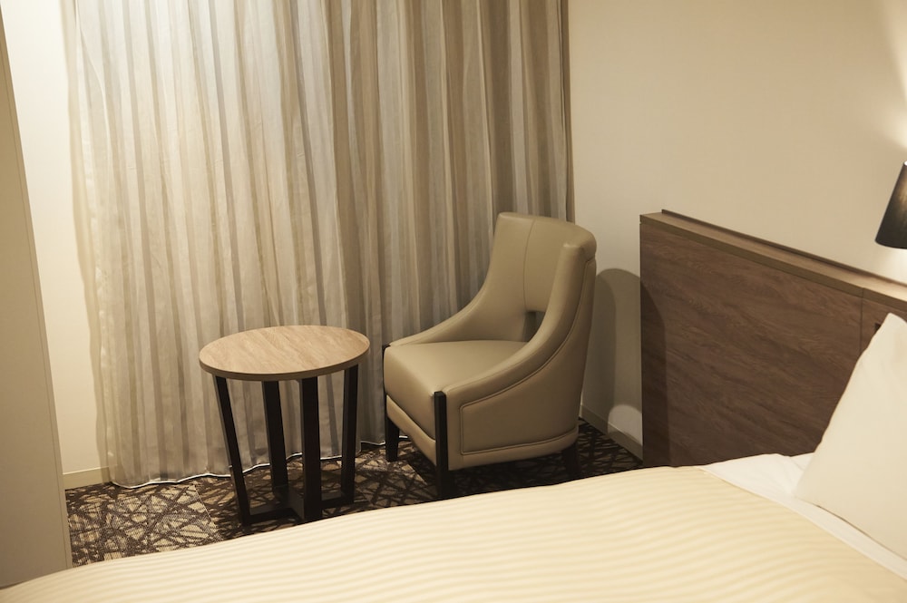 Habitación Premium con 2 camas individuales, fumadores del hotel Sotetsu Fresa Inn Ginza Nanachome. Foto 4