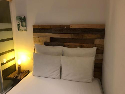 Habitación Doble Estándar con baño compartido del hotel Cactus Host. Foto 68