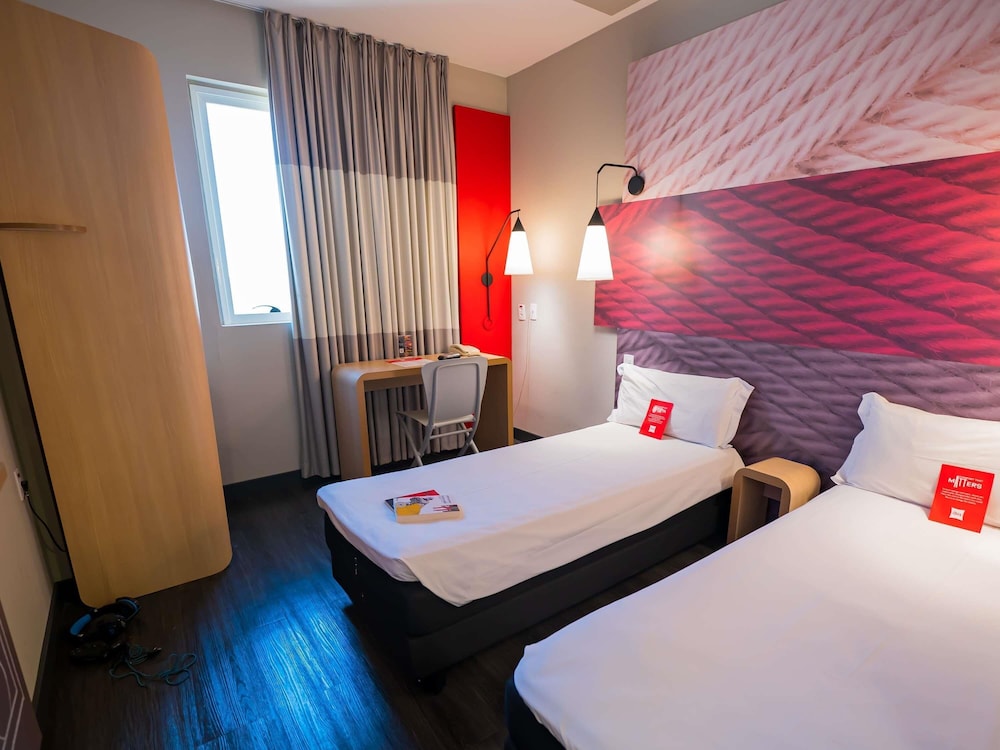 HABITACIÓN CON 2 CAMAS INDIVIDUALES ADAPTADAS del hotel Ibis Ribeirao Preto Shopping